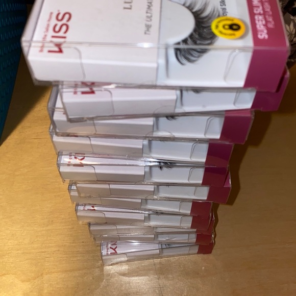 (10 pairs) Kiss Lash Couture Royal Silk Lash Extensions Lash Set - Picture 3 of 3